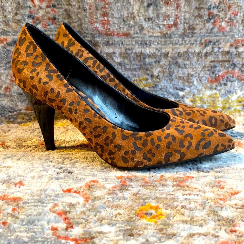 Dana Buchaman Leopard heels